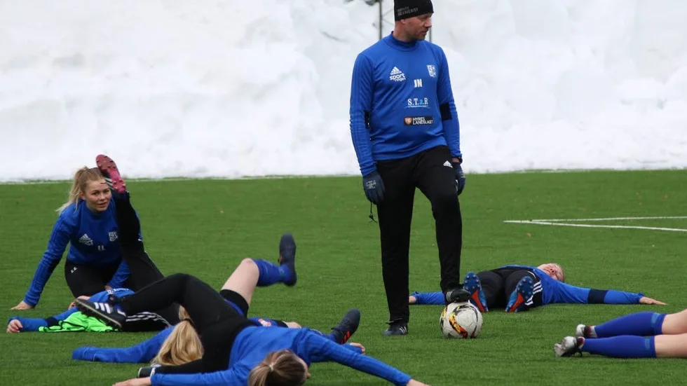 Storfors AIK spelade 0–0 i premiären. Nästa steg blir att  värma upp för första hemmamatchen.