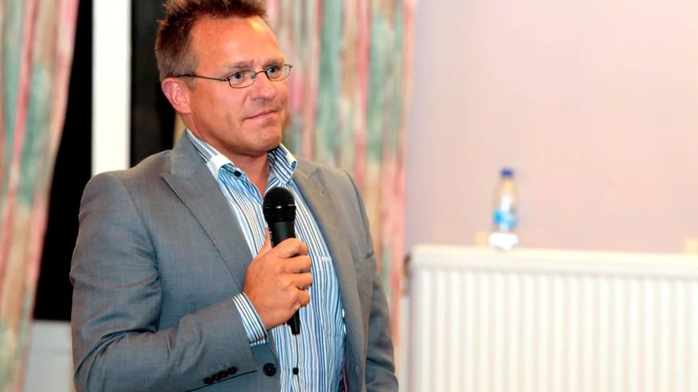 Skolchef Jan-Erik Backman sågar det nya förslaget i sin skrivelse till komunstyrelsen. (Arkivbild)