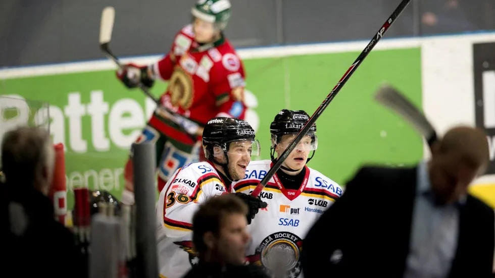 Niklas Fogström avgjorde då han satte 3-1 i tom kasse. ?FOTO Björn Larsson Rosvall / TT