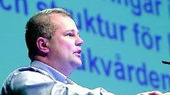 Paul Håkansson hävdar att väntetiderna har minskat tack vare omstruktureringen. Foto: Janne Forsby/arkiv