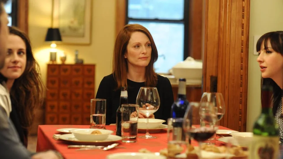 Still Alice. Julianne Moore och Kristen Stewart spelar mor och dotter i den djupt humanistiska sjukdomsskildringen Still Alice.
Fotograf: JOJO WHILDEN