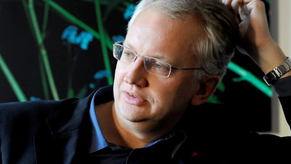 Strategiska tankar. Pär Nuder har skrivit ett litet mästerstycke om hur fel det kan bli när reflexer från förr får styra i politikens majoritetsbyggande.