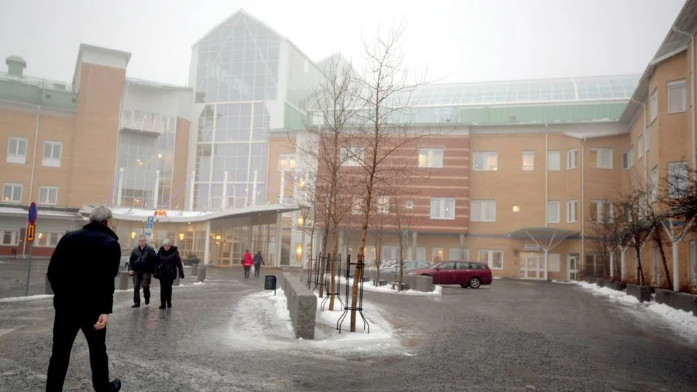 Bekräftar. I samband med uppståndelsen intill Sunderby sjukhus på söndagskvällen där en blodig man påträffades, bekräftar polisen att den hittat en plats där en sprängning ägt rum. (Arkivbild)