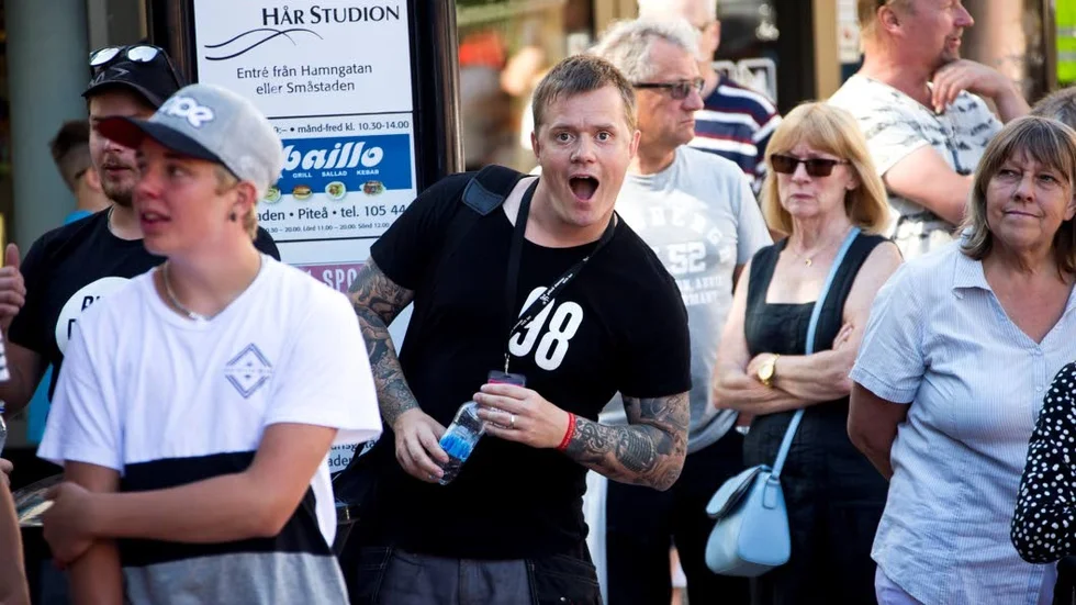 PDOL. Gäsp, gäsp! Festivalgeneralen Fredrik Nilsson är lika trött som han är glad – över gatufestivalen och över att ha blivit farbror till en liten "Nils" tidigt på söndagsmorgonen.