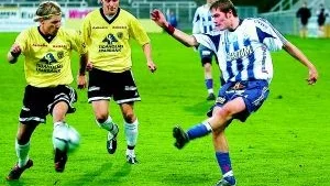 Efter en radda förluster vände det för IK Sleipner, som vann hemmamatchen mot Tidaholm med 5-3. Här är det Daniel Åkervall som måttar ett inlägg.
FOTO: ROBERT SVENSSON
