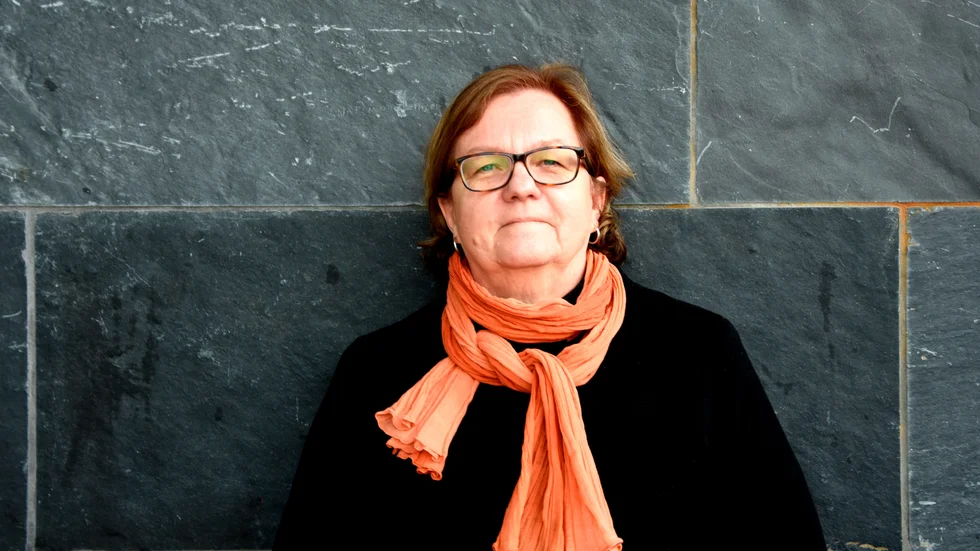 Mona Mörtlund är aktuell med sin fjärde diktsamling "Vid fjärden". "Det är dikter jag jobbat med i flera år", säger hon.