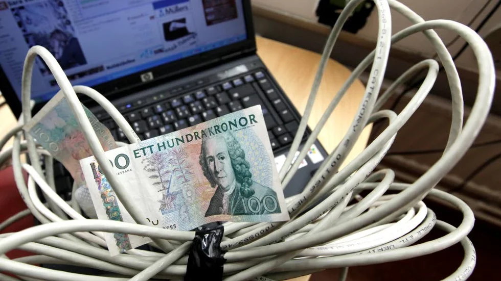 Egen fiberutrustning till IT-avdelningen kommer att spara pengar för de som vill ansluta bredband i Jokkmokks kommun.