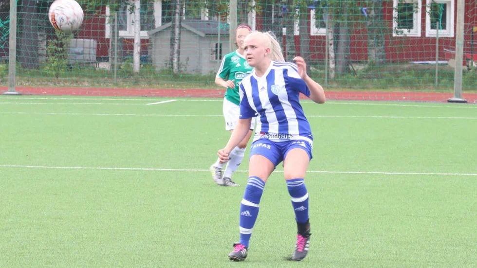 Emma Eriksson gjorde två mål för Öjebyn (Arkivbild)