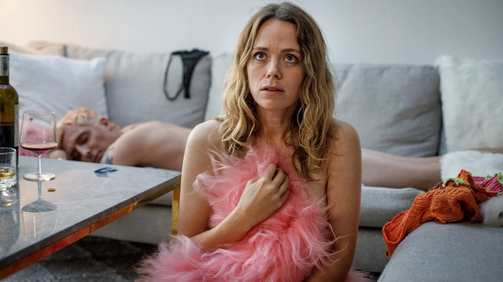 Hanna (Katia Winter) förlorar jobb, familj och bostad och hamnar i en livskris. Kan onani hjälpa henne att komma på fötter igen?
