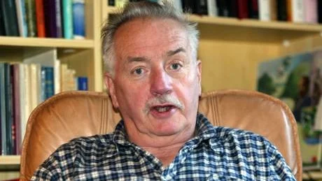Allan Eichwurzel, ordförande i Roknäs/Stockbäckens byaförening, är upprörd över de indragna bussarna. "Det är helt oacceptabelt", säger han. (Arkivbild)