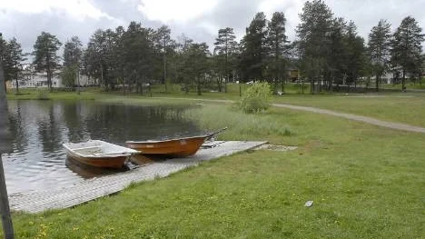Lekpark med vattentema, flytande scen... Planerna för Nyborgstjärn i Arvidsjaur är flera, kommunstyrelsen vill nu se en helhetslösning för hur området ska användas.