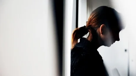 PÅ UNDANTAG. Psykiatrin har den lägsta bemanningen av specialistutbildade sjuksköterskor. Det drabbar patienterna, menar man på     Vårdförbundet.