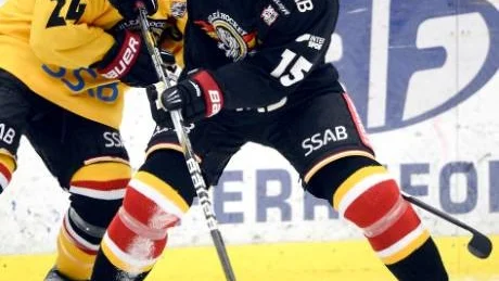 REDO. Fredrik Svensson gör sin första match.