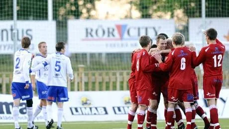 Bra start. Piteå IF vann mot Härnösand efter att ha gjort tre mål i andra halvlek.Foto: Roland S Lundström