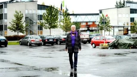 FÖRÄNDRAT LULEÅ. Kristina L Nilsson flyttade upp till Luleå när  Stålverk 80 planerades. Nu sedan två år tillbaka är hon tillbaka. "Den största skillnaden är att snön används på ett helt nytt och positivt sätt. Isbanan runt staden är genial", säger hon.