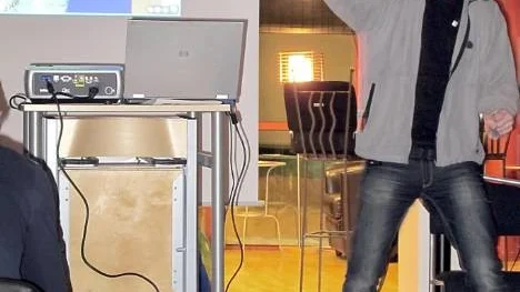 Danjel Henriksson, ursprungligen från Överkalix och bosatt i Umeå, berättade om sin världsomsegling som tog två år att genomföra.
