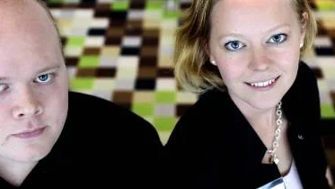 FRAMTIDA LEDARE? Johan Stålnacke, 26, Kiruna och Elin Lundberg, 24, Luleå, var två av deltagarna som fick möjlighet att medverka i helgens Rotaryutbildning för unga begåvningar som är tänkta att bli framtidens ledare. Foto: PETRA ISAKSSON