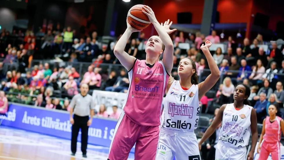 Allis Nyström missar derbyt mot Udominate.