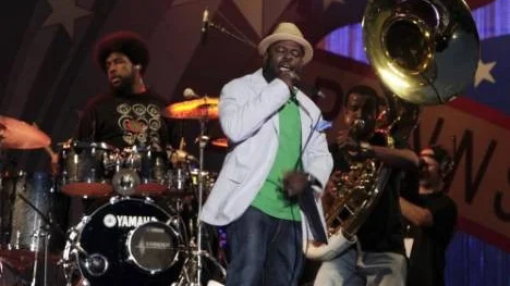 The Roots slår till med en temaplatta.