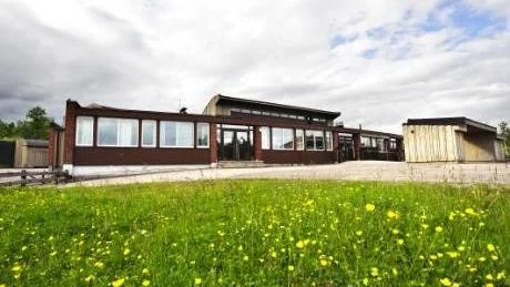 TRÅNGT. Sameskolstyrelsen har ansökt om tilläggsbidrag från Utbildningsdepartementet för att tillfälligt kunna lösa lokalbristen vid sameskolan i Kiruna. Foto: Mattias Forsberg