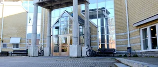 "Märkligt att bevilja bidrag men inte lån"