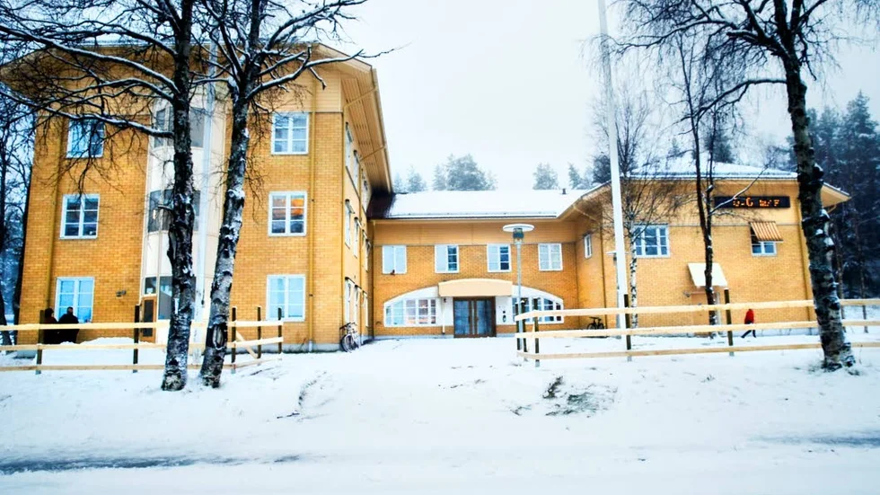 Överklagar. Gahssan Ahl Akhdar, som äger flyktingboendet i Porjus, säger att han kommer att överklaga kommunens beslut som innebär att flyktingarna måste flytta ut.