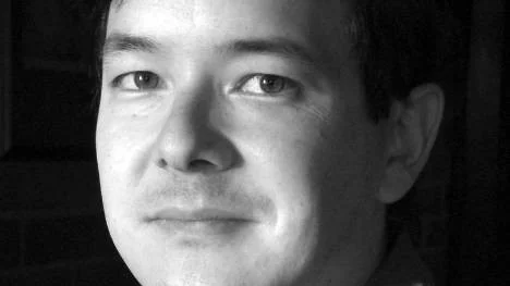 Shaun Tans kinesiske far kom till Australien från Malaysia för att studera arkitektur. Om "Ankomsten" handlar om hans far är det i så fall på ett omedvetet plan, berättar han.