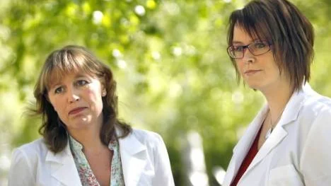 Distriktsläkarna Kristina Bergstedt Oscarsson och Alette Brorstad har forskat om sorkfeber sedan 2007 och konstaterar att sjukdomen går i cykler.