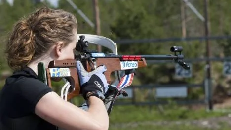 Ingela Andersson, Arvidsjaur och K4 IF, tillhör numera A-landslaget i skidskytte. Vinterns stora mål är junior-VM, som avgörs i Tjeckien i månadsskiftet januari-februari 2011.