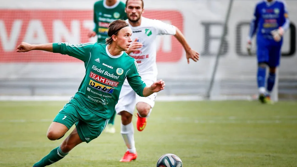 Flyttar. Philip Olofsson lämnar Boden för seriekonkurrenten Ånge IF.