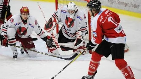 Vass. Kalix UHC-målvakten Jonathan Sääf gjorde en stormatch när laget besegrade Teg på bortaplan. Foto: MATTIAS FORSBERG