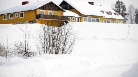 I höstas gick värdshuset Bergsparken i konkurs och i slutet av 2009 köptes det av ett privat företag. Kommunen vill dock att nyttja sin förköpsrätt och gå mellan i köpet, något som nu överklagas av företaget.