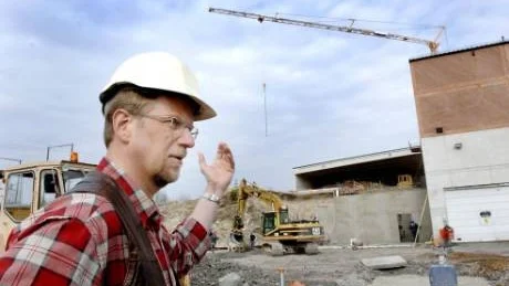 Bättre än väntat. Ombyggnationen av Älvsbyns fjärrvärmeverk blev något dyrare än förväntat men å andra sidan är redan nu 2010 års beräknade antal villor anslutna till systemet. Älvsby energi producerar numera också elström.