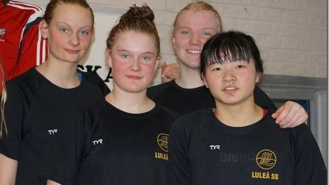 Lagkapp. Luleåtjejerna imponerade i lagkappen. F v Moa Gustavsson, Sabina Ahlman, Sarah Johnsson, Sara Brännström