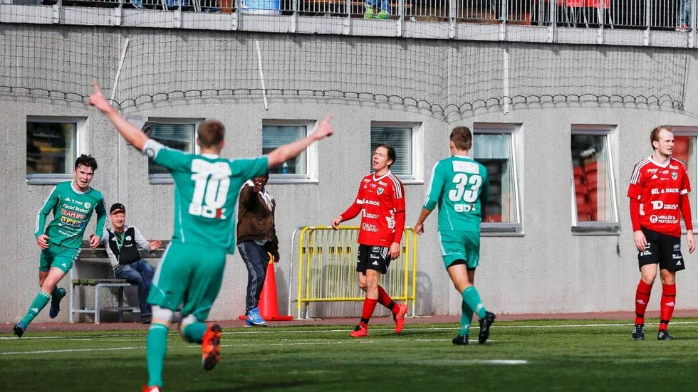 Ny seger. Boden fortsätter sin resa mot toppen. Mot Friska Viljor var det inhopparna som stal showen.