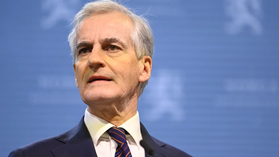 Norges statsminister Jonas Gahr Støre på presskonferens i Marmorhallen i Oslo.