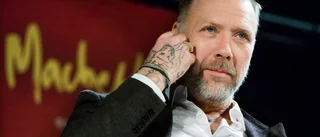 Persbrandt blir muskelmonster i "Foundation"