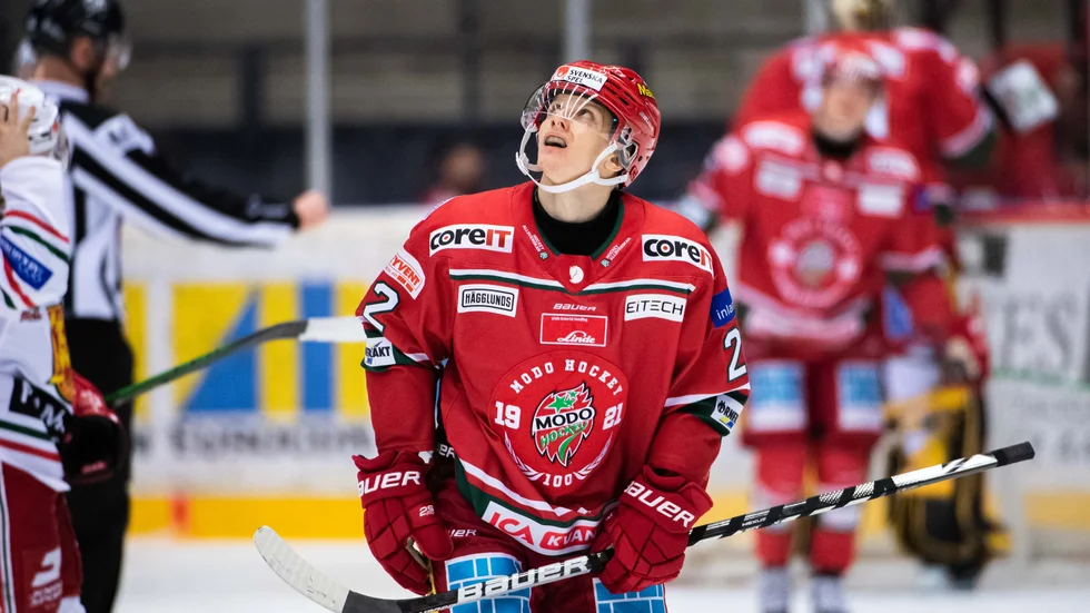 Daniel Mannberg spelade med Modo under förra säsongen, men nu lämnar han Örnsköldsvik och uppgifter gör gällande att han är aktuell för moderklubben Boden.