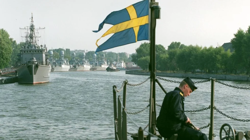Heja Sverige. Idag firar vi Sverige som en frihetlig oas på jorden. Tack till förfäderan och till all nutidingar som är bättre än vad som ofta sägs.