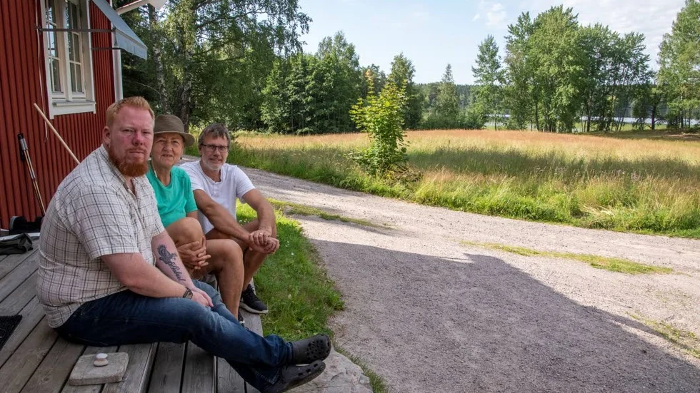 


Tre i Bondesätter som vill ha fiber, Mattias Hedman, Kickie Fredmark och Roger Dannebrant.



