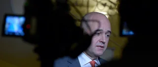 Märkligt val ha Reinfeldt som "krigsexpert"