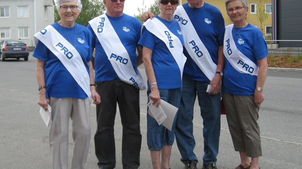 Aktiva PRO:are. Fr v Ingrid Lindberg, Kurt Jonsson, Maj-Lis Svedberg. Gideon Lundqvist, Ethel Lindmark.
