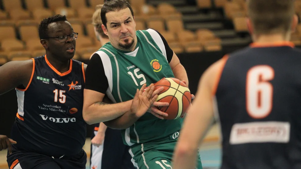 Ivica Bajo och Motala basket får inte spela match i helgen på grund av sjukdom i motståndarlaget.