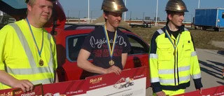 Guld i grävmaskin till Tim