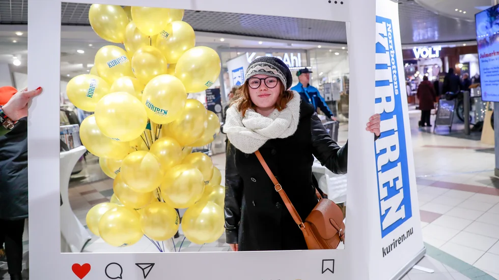 Feicia Frankki tycker att Luleå har det mesta men hon hade gärna sett att butikerna öppnar en timme tidigare och att det borde finnas fler sittplatser i centrum.