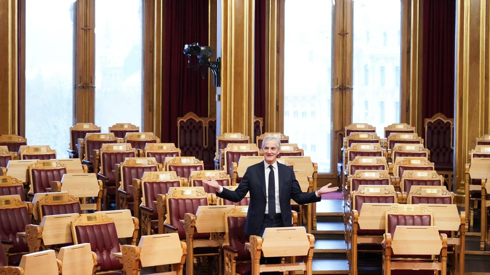 Statsminister Jonas Gahr Støre (Ap) presenterade nya coronaregler i stortinget under tisdagen.