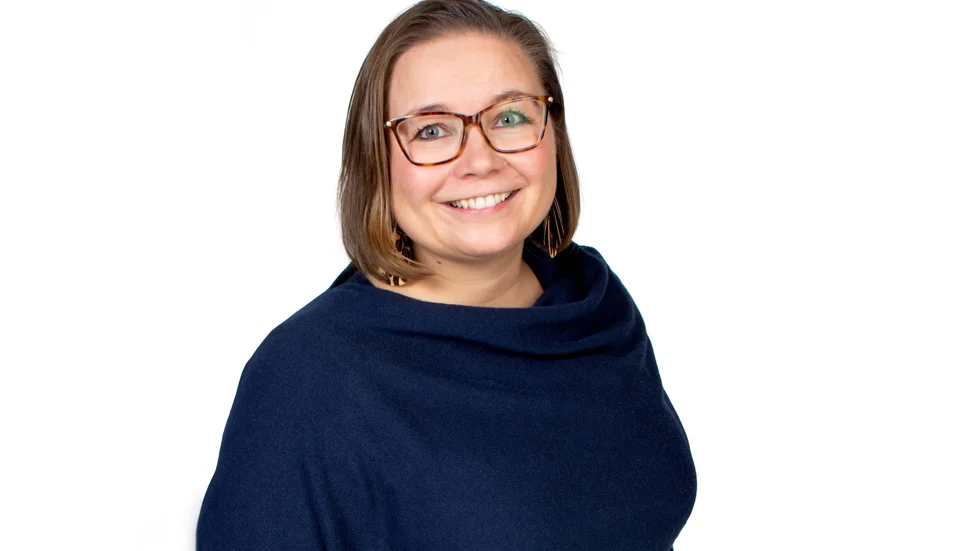 Sabrina Suikki, Ikki Advise, gästar podden Snacka om affärer.