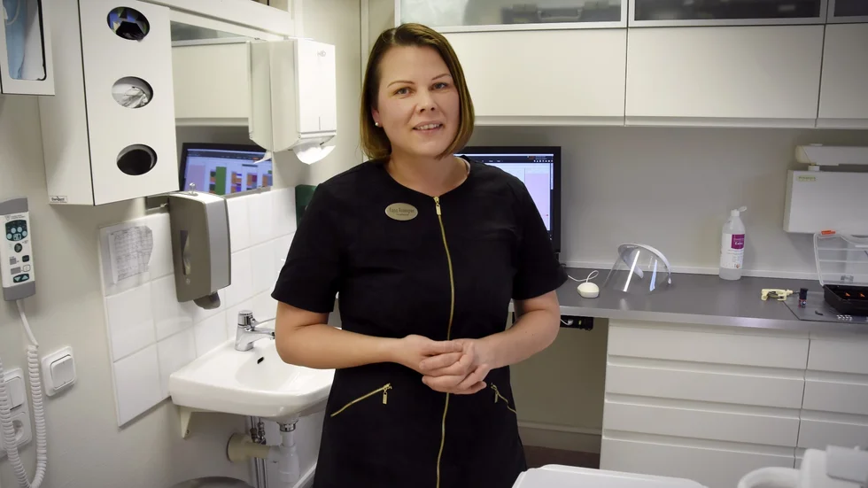 "Det är lurigt med de vita snuset", säger Kajsa Rosengren som är tandläkare och verksamhetsansvarig vid Luleå tandvård.