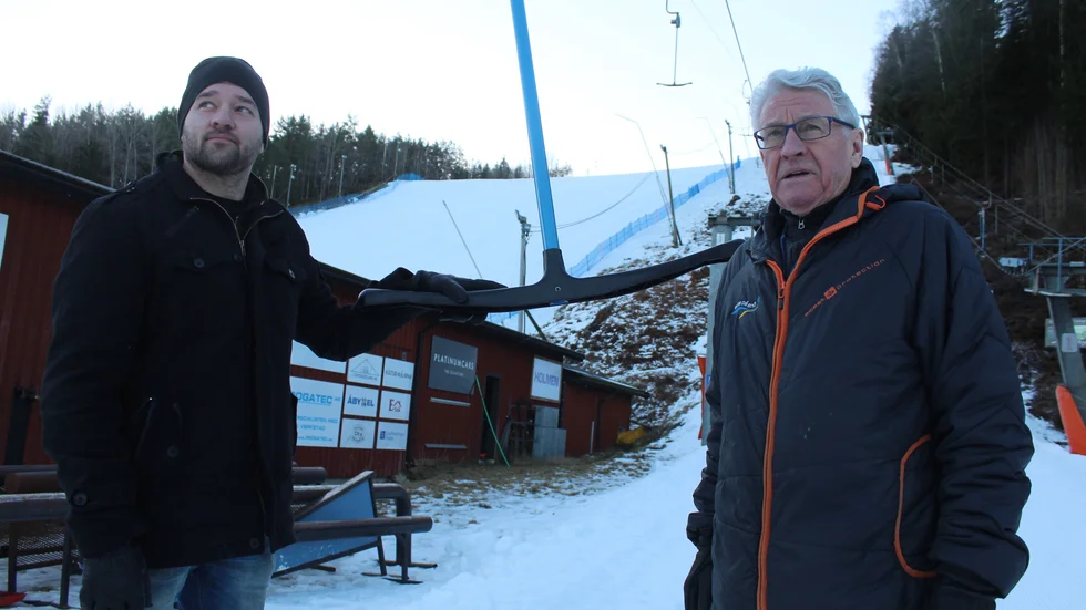 Daniel Bäckefelt, är ny driftansvarig i Yxbacken och Christer Ekdahl, mångårig ledare i Norrköpings Skidklubb, ser fram mot säsongspremiären idag.