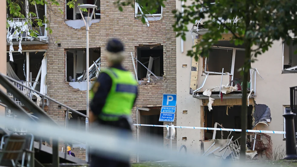 Vem ska göra vad - och hur ska det gå till? Vid en katastrof som Ådalabomben måste aktörerna samverka om en lägesbild och åtgärder. Men redan en dryg timme in i insatsen frångicks den strategin, enligt en utvärdering.